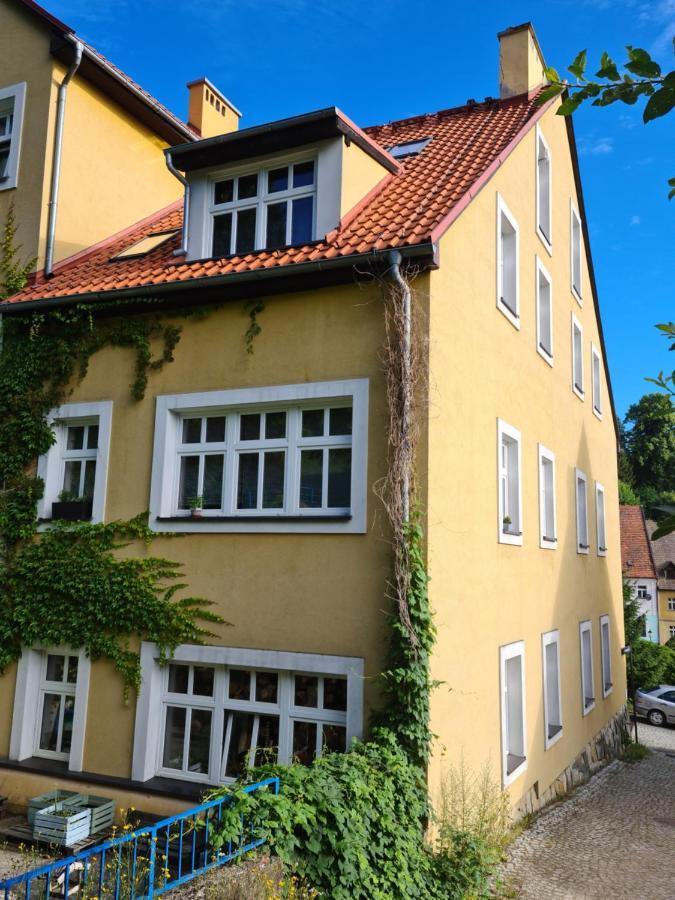 Apartament W Starej Szkole Apartment Srebrna Góra Exterior foto